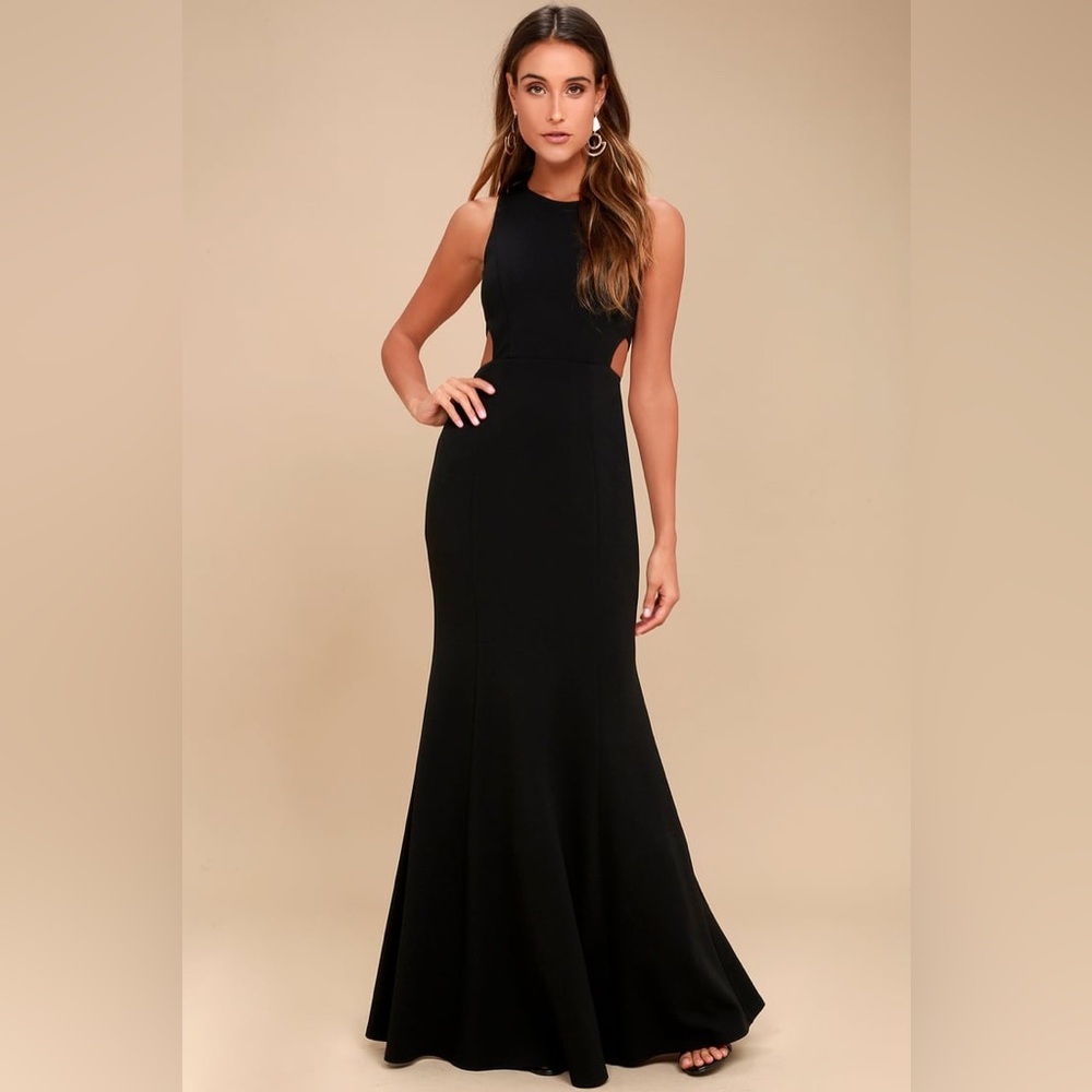 NWT Lulus Loving Embrace Black Cutout Maxi Dress Size Medium